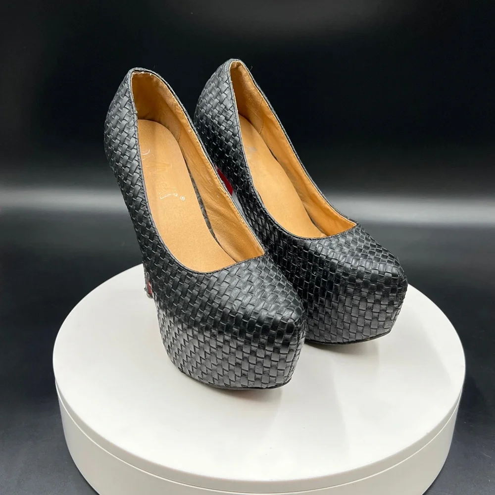 Black Weaved Platform Machi Heels with Red Bottoms - Picture 1 of 4